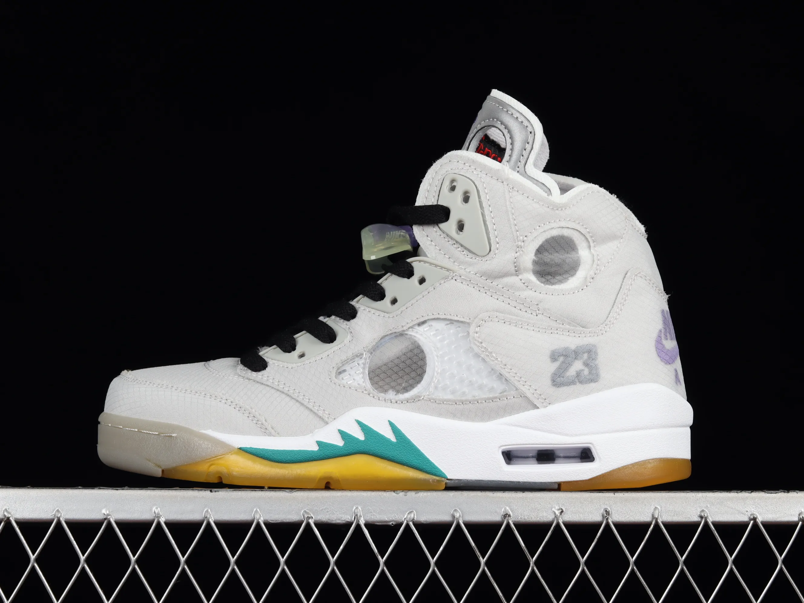 All categories Air Jordan Jordan series basketball shoes Air Jordan 5 OF x Air Jordan 5 Retro SP AJ5 Joe 5 joint model Grape Gray CT8480-105